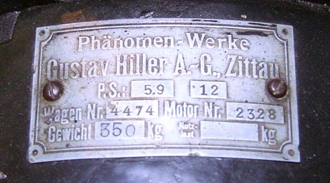 Metal plate reading Phänomen-Werke Gustav Hiller A.-G., Zittau, with power and weight figures. Opens a larger view